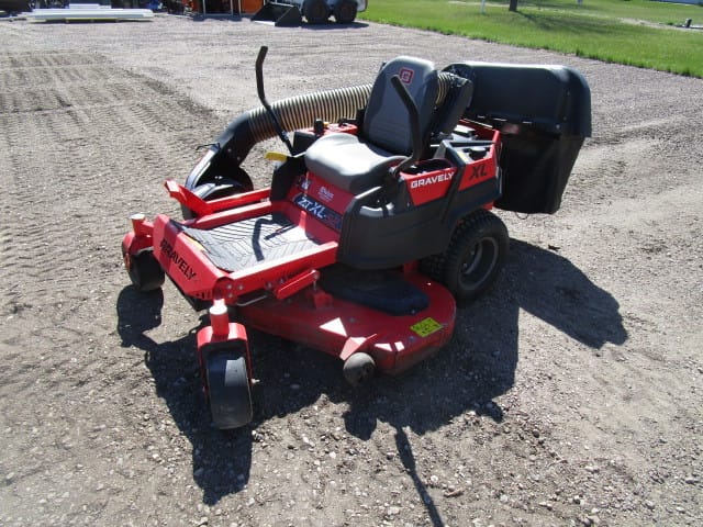 Gravely ZT52 Equipment Image0