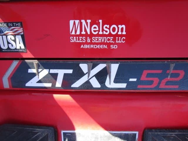 Image of Gravely ZT52 equipment image 2