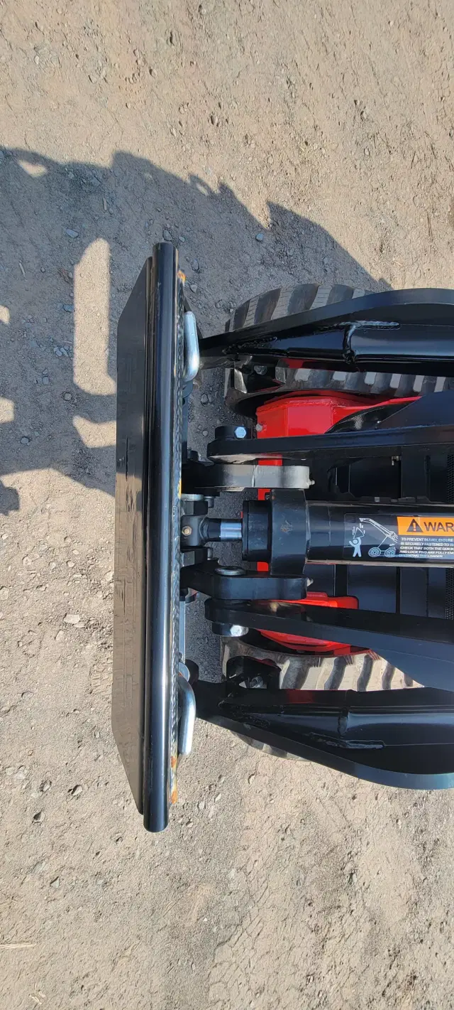 Image of Gravely AXIS 200DT equipment image 1