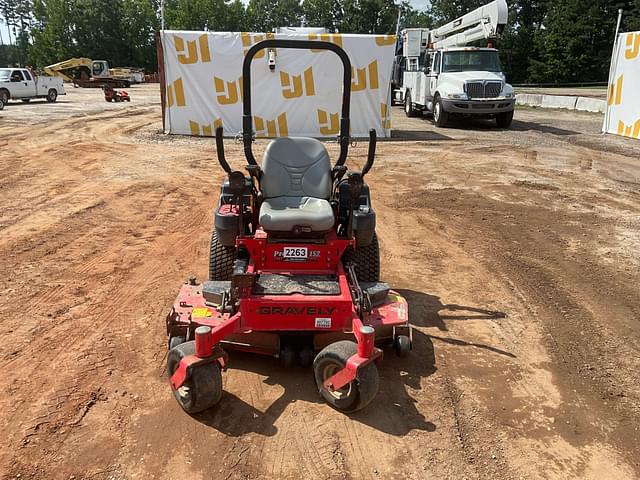 Image of Gravely Pro-Turn 152 equipment image 1