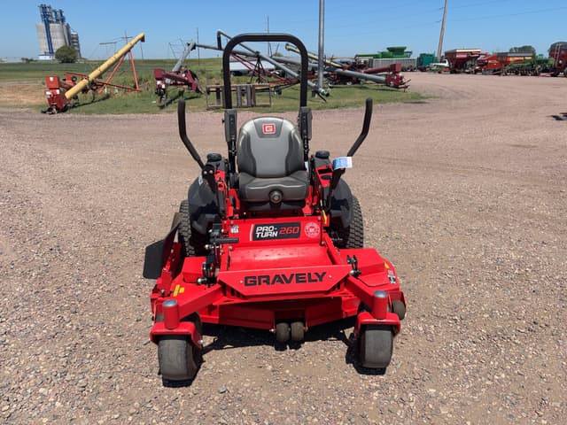 Image of Gravely Pro-Turn 260 equipment image 1