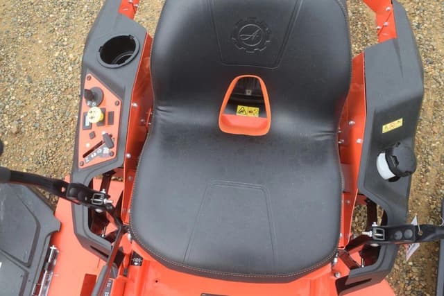 Image of Ariens Edge 42 equipment image 3