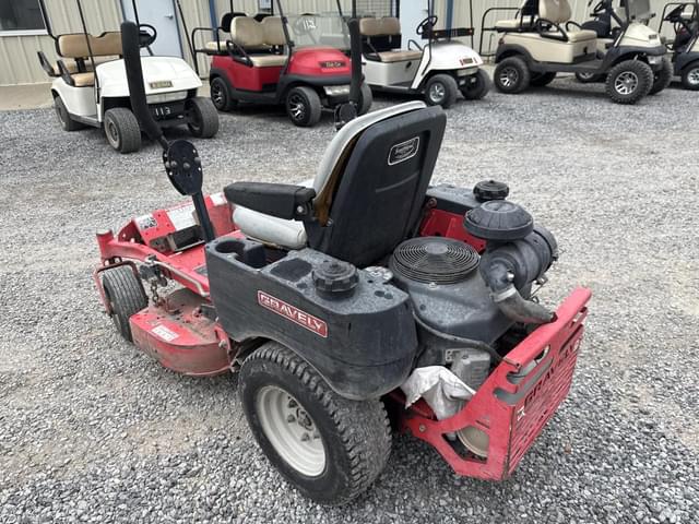 Image of Gravely Compact Pro 34 equipment image 3