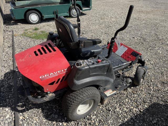 Image of Gravely ZT1944 equipment image 3
