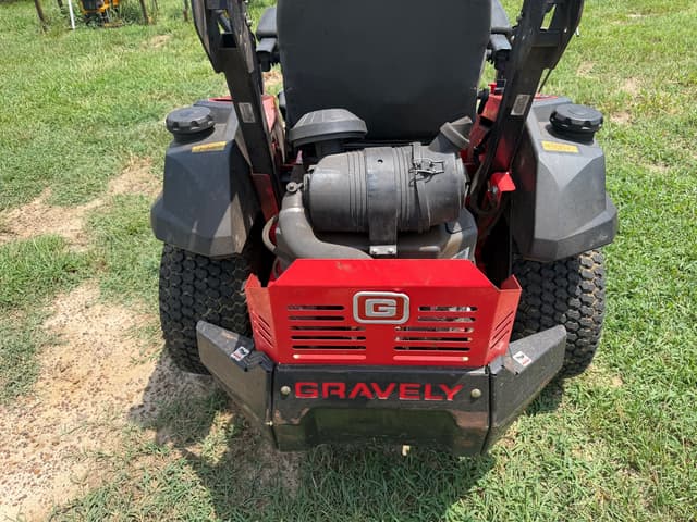 Image of Gravely Pro-Turn 148 equipment image 4