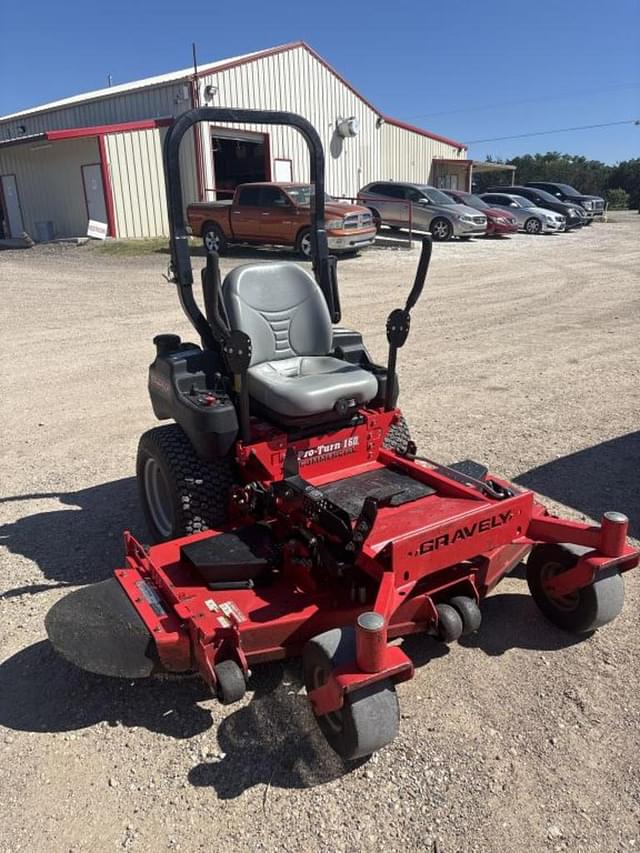 Image of Gravely Pro-Turn 160 equipment image 3
