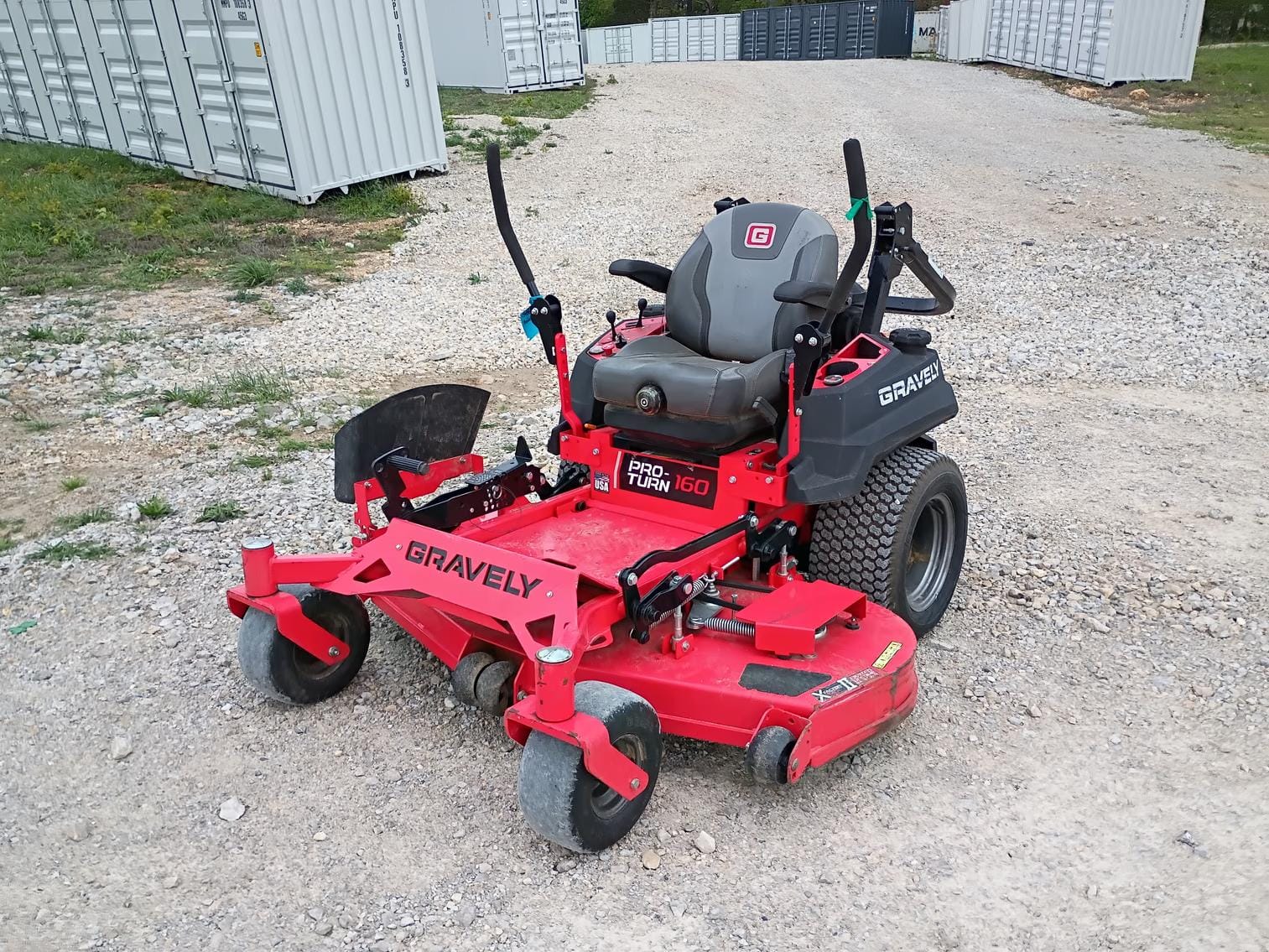 Gravely Pro-Turn 160 Equipment Image0