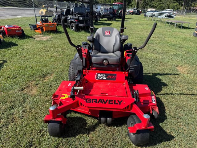 Image of Gravely Pro-Turn 260 equipment image 1
