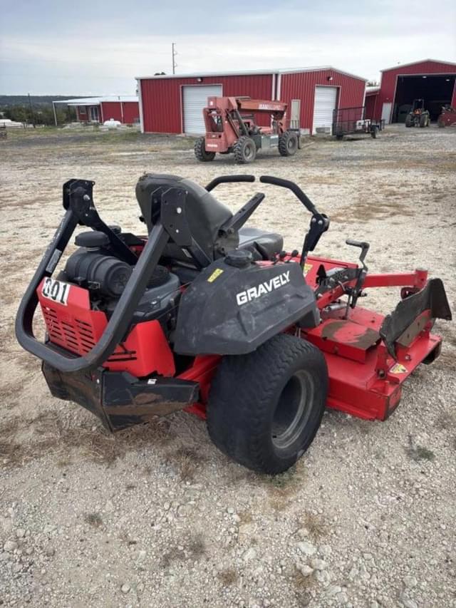 Image of Gravely Pro-Turn 272 Commercial equipment image 2