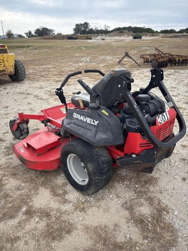 Image of Gravely Pro-Turn 272 Commercial equipment image 1