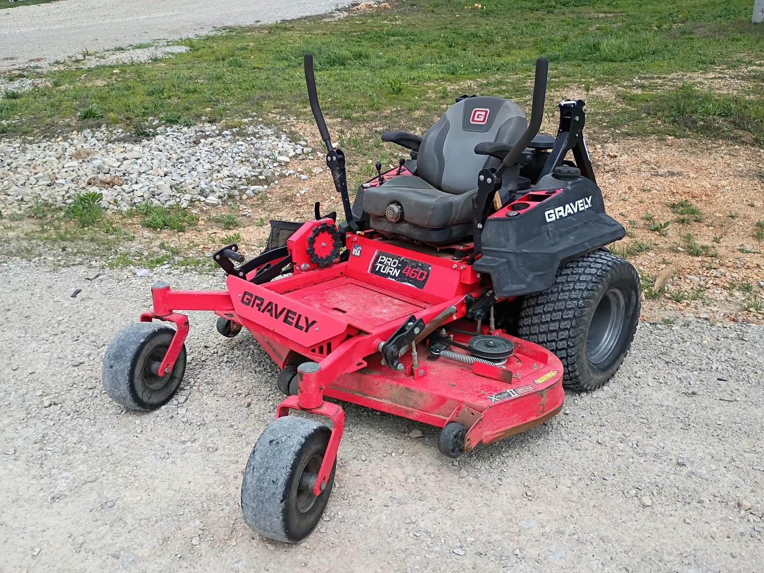 Gravely Pro-Turn 460 Equipment Image0