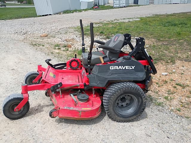 Image of Gravely Pro-Turn 460 equipment image 1