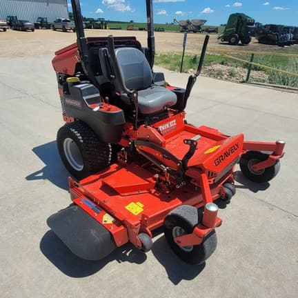 Image of Gravely Pro-Turn 472 equipment image 1