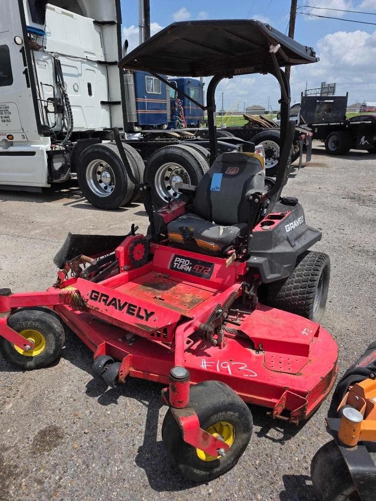 Image of Gravely Pro-Turn 472 Primary image
