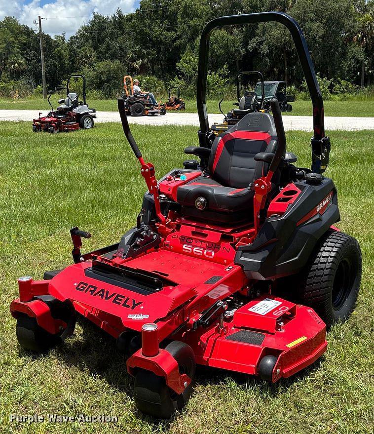 Image of Gravely Pro-Turn 560 Primary image