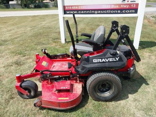Image of Gravely Pro-Turn 60 equipment image 4