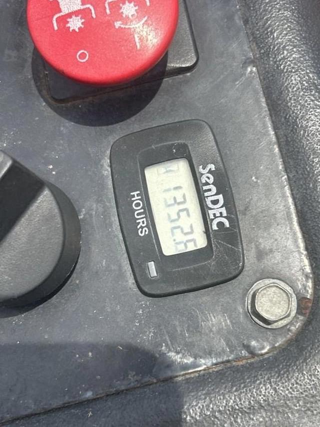 Image of Gravely Pro-Turn 60 Commercial equipment image 4