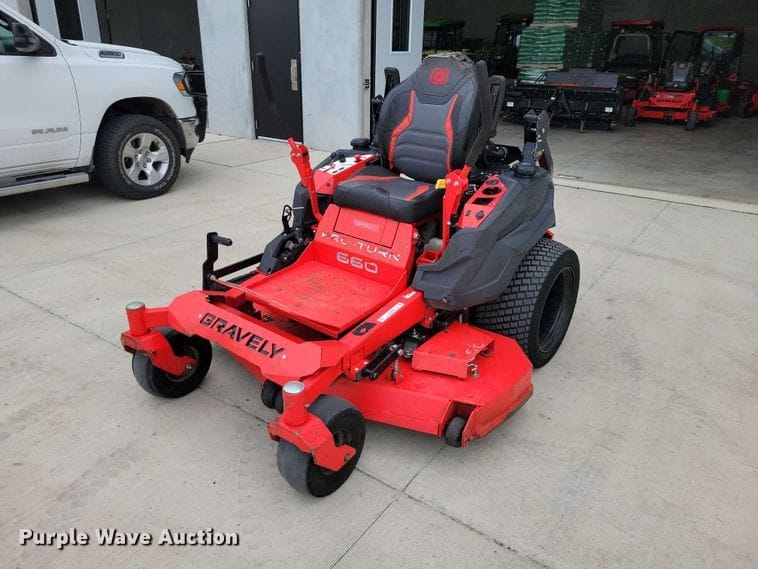 Gravely Pro-Turn 660 Equipment Image0