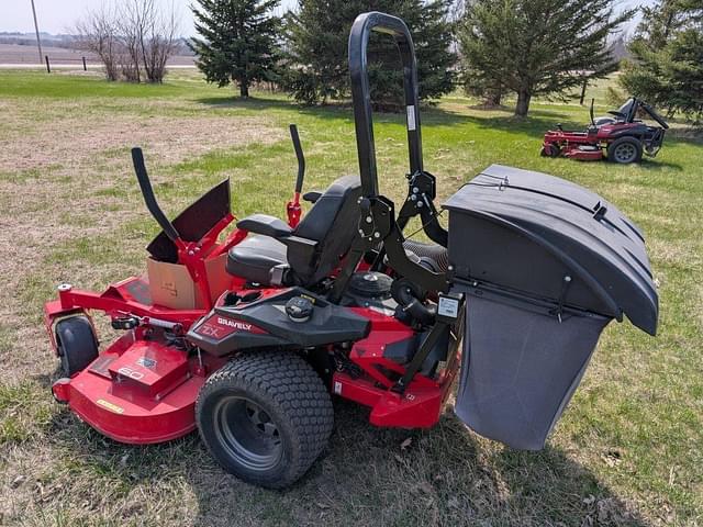 Image of Gravely Pro-Turn ZX equipment image 2