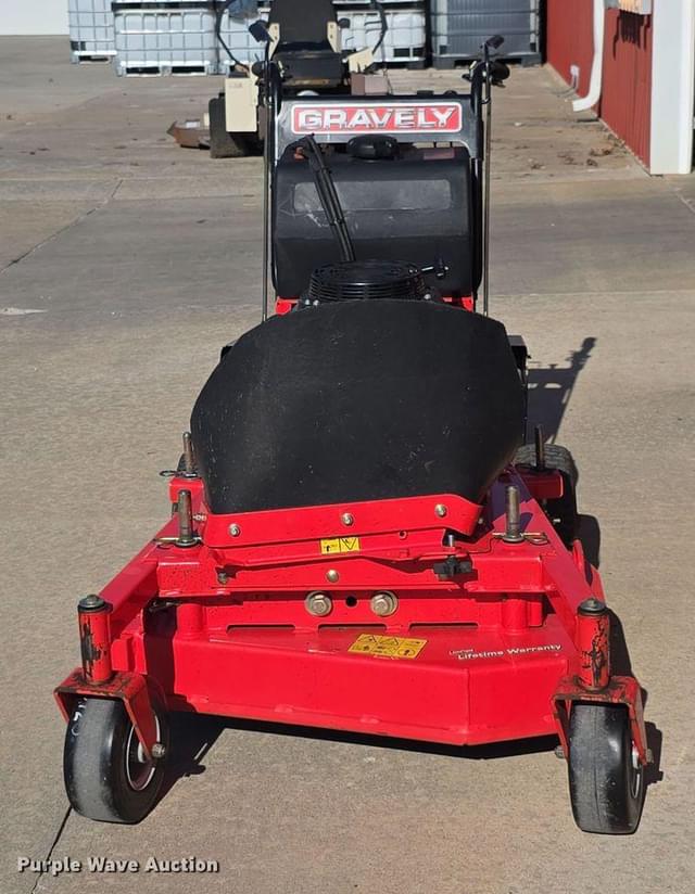 Image of Gravely Pro-Walk 32 equipment image 1