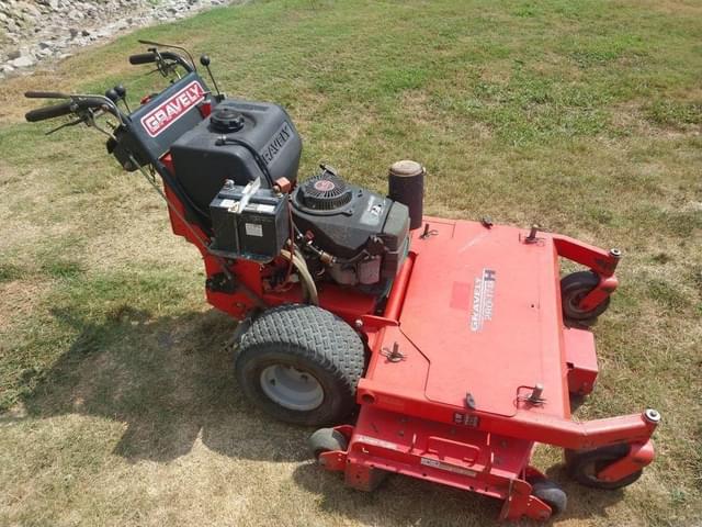 Image of Gravely PRO-1748H equipment image 2