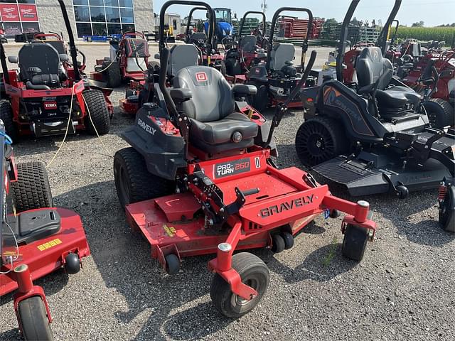 Image of Gravely Pro-Turn 260 equipment image 1