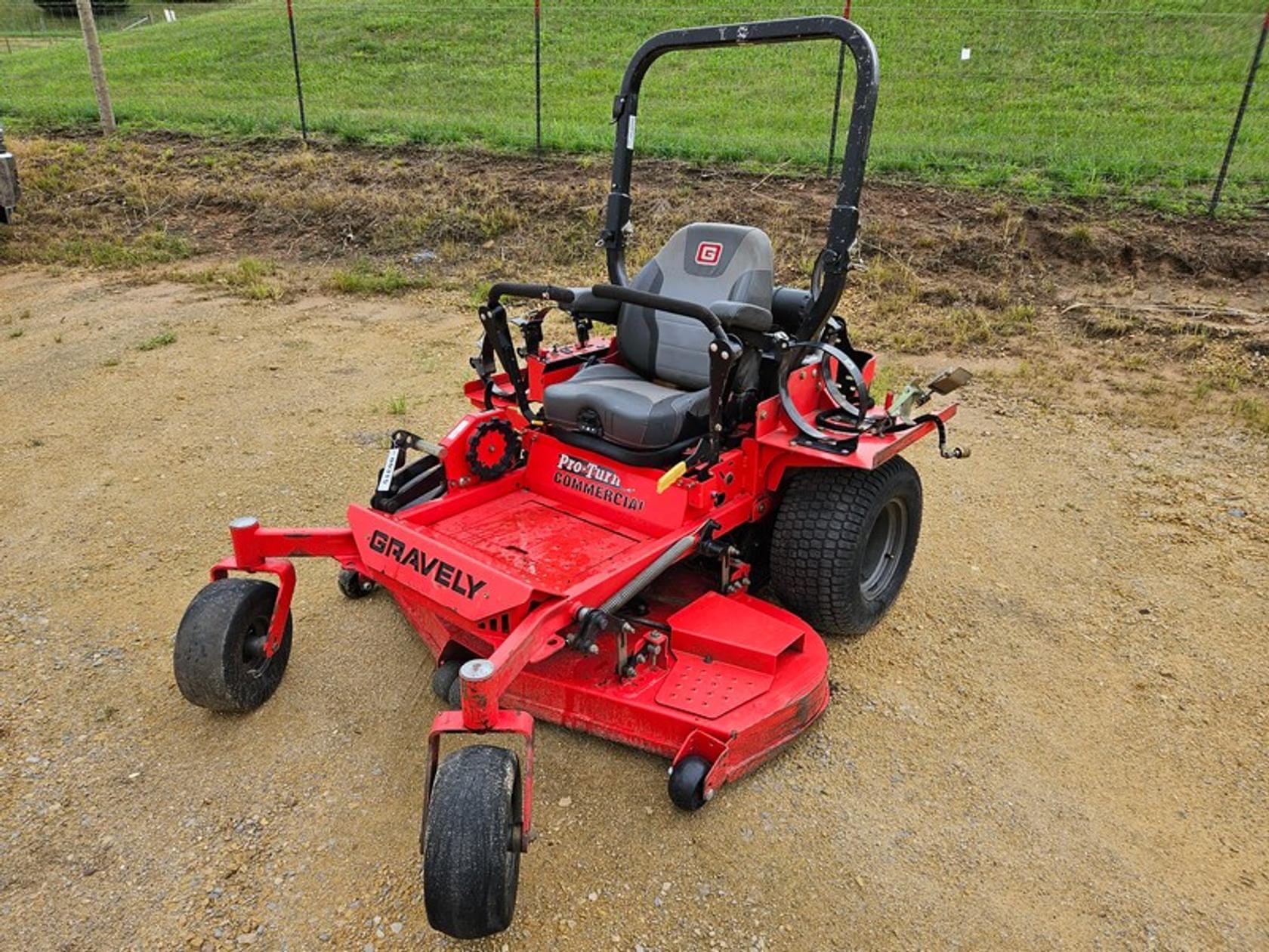 Gravely Pro-Turn 460 Equipment Image0