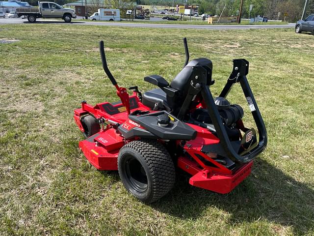Image of Gravely Pro-Turn ZX 52 equipment image 2