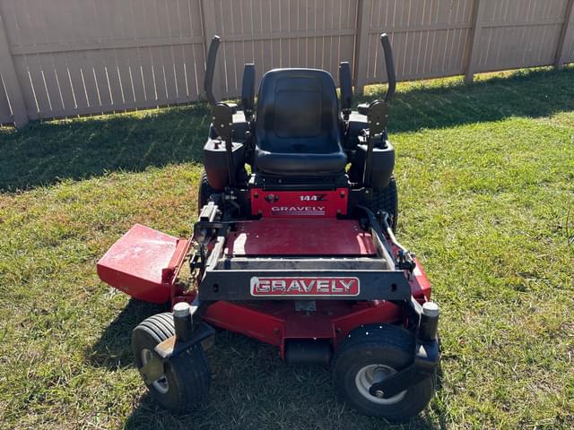 Image of Gravely 144Z equipment image 1