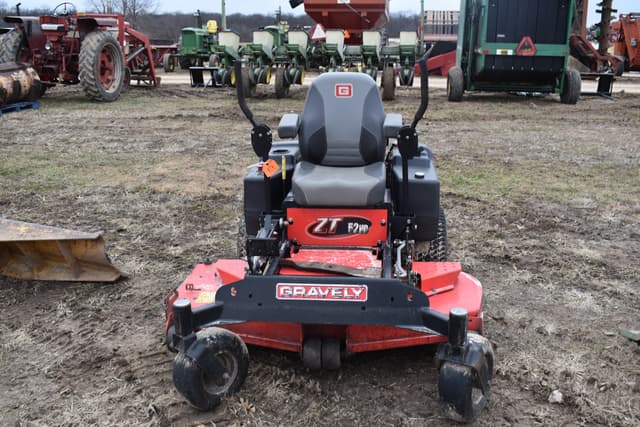 Image of Gravely ZT52 equipment image 1
