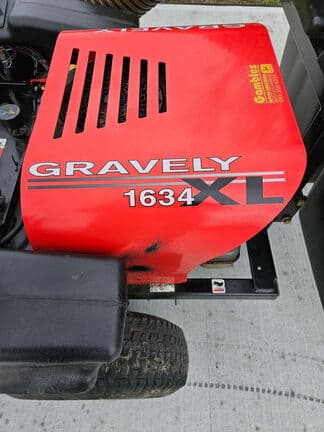 Image of Gravely ZT 1634 XL equipment image 3