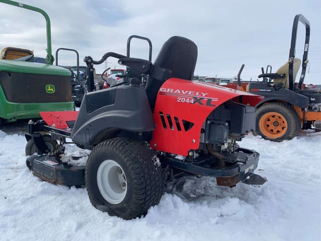 Image of Gravely ZT2044 equipment image 3