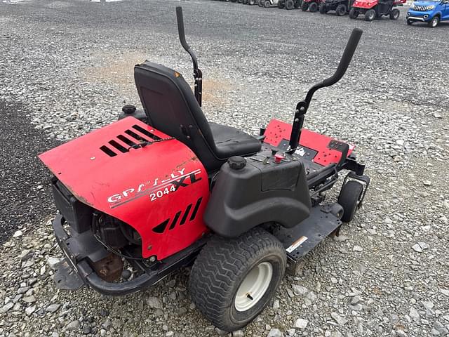 Image of Gravely ZT2044 equipment image 3