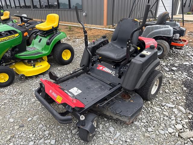 Image of Gravely ZT2044 equipment image 1