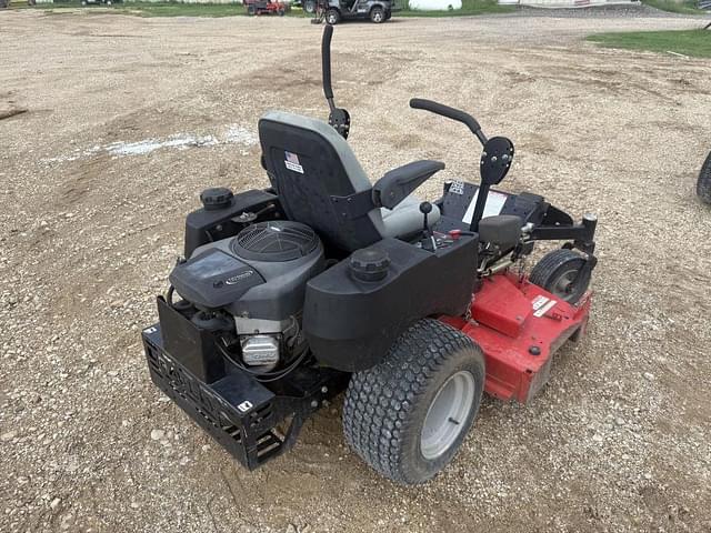 Image of Gravely ZT2648HD equipment image 3