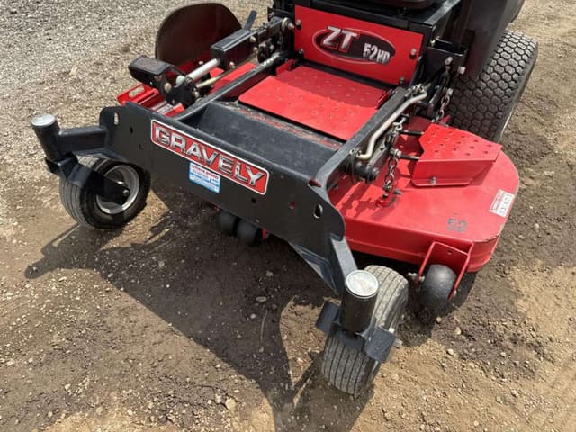 Image of Gravely ZT52 equipment image 4