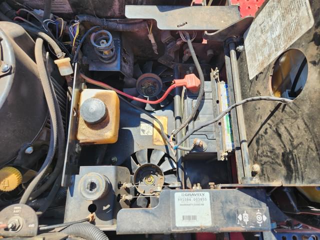 Image of Gravely ZT60HD equipment image 4