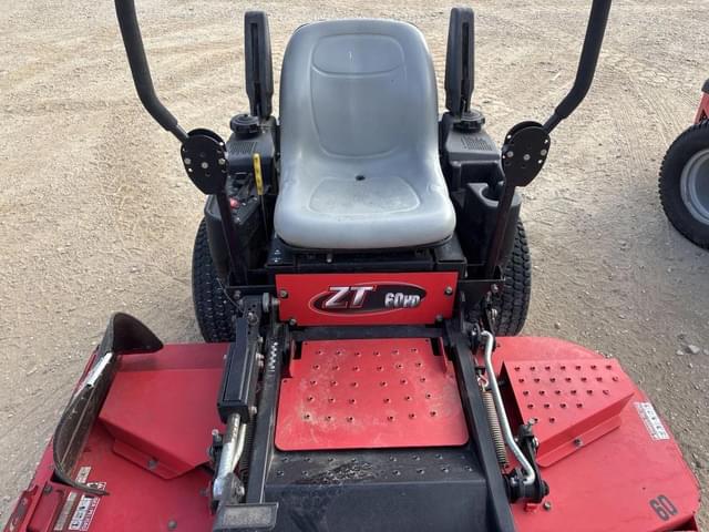 Image of Gravely ZT60HD equipment image 4