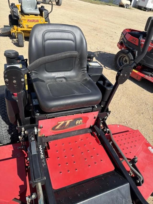 Image of Gravely ZT60HD equipment image 4