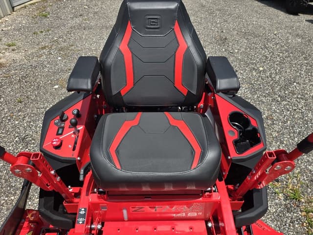 Image of Gravely ZTHD48 equipment image 2