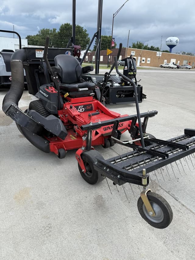 Image of Gravely ZTHD52 equipment image 4