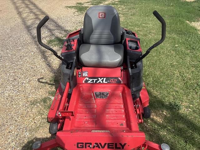 Image of Gravely ZTXL-42 equipment image 4