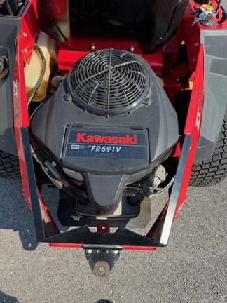 Image of Gravely ZTXL 52 equipment image 4