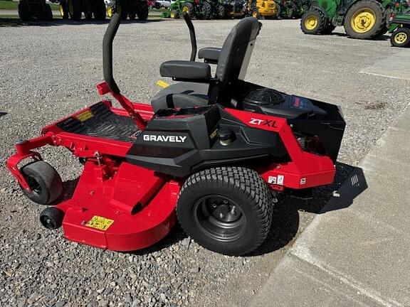 Image of Gravely ZT52XL equipment image 1