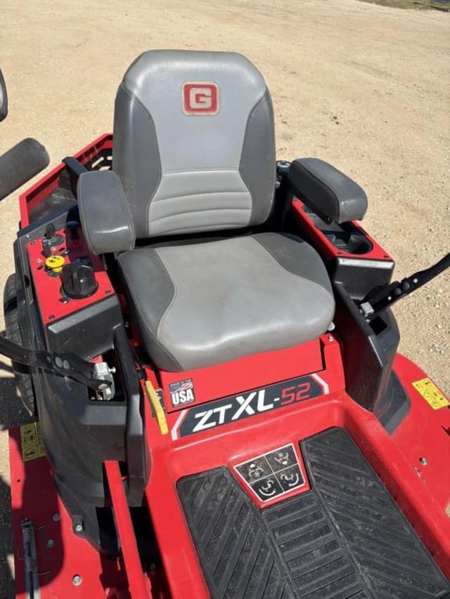 Image of Gravely ZTXL 52 equipment image 4