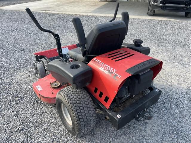 Image of Gravely ZT2548XL equipment image 2