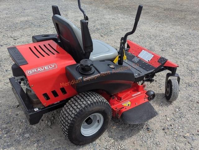 Image of Gravely ZT42XL equipment image 2