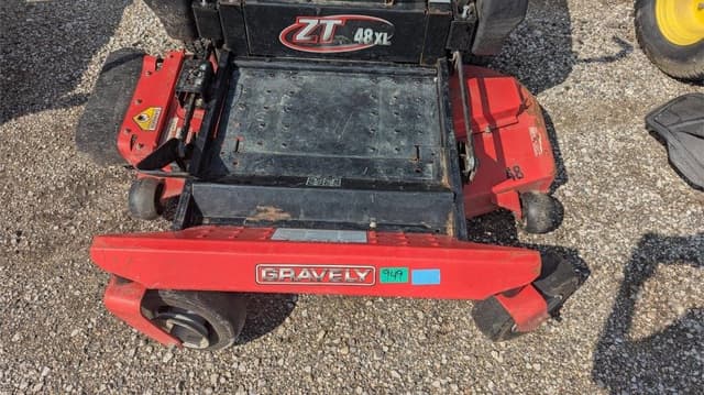 Image of Gravely ZT48XL equipment image 1