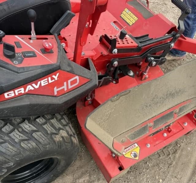 Image of Gravely ZTHD60 equipment image 3