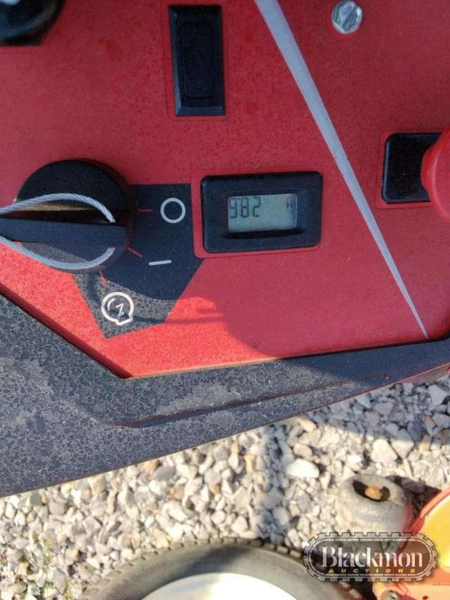 Image of Gravely ZTHD44 equipment image 3